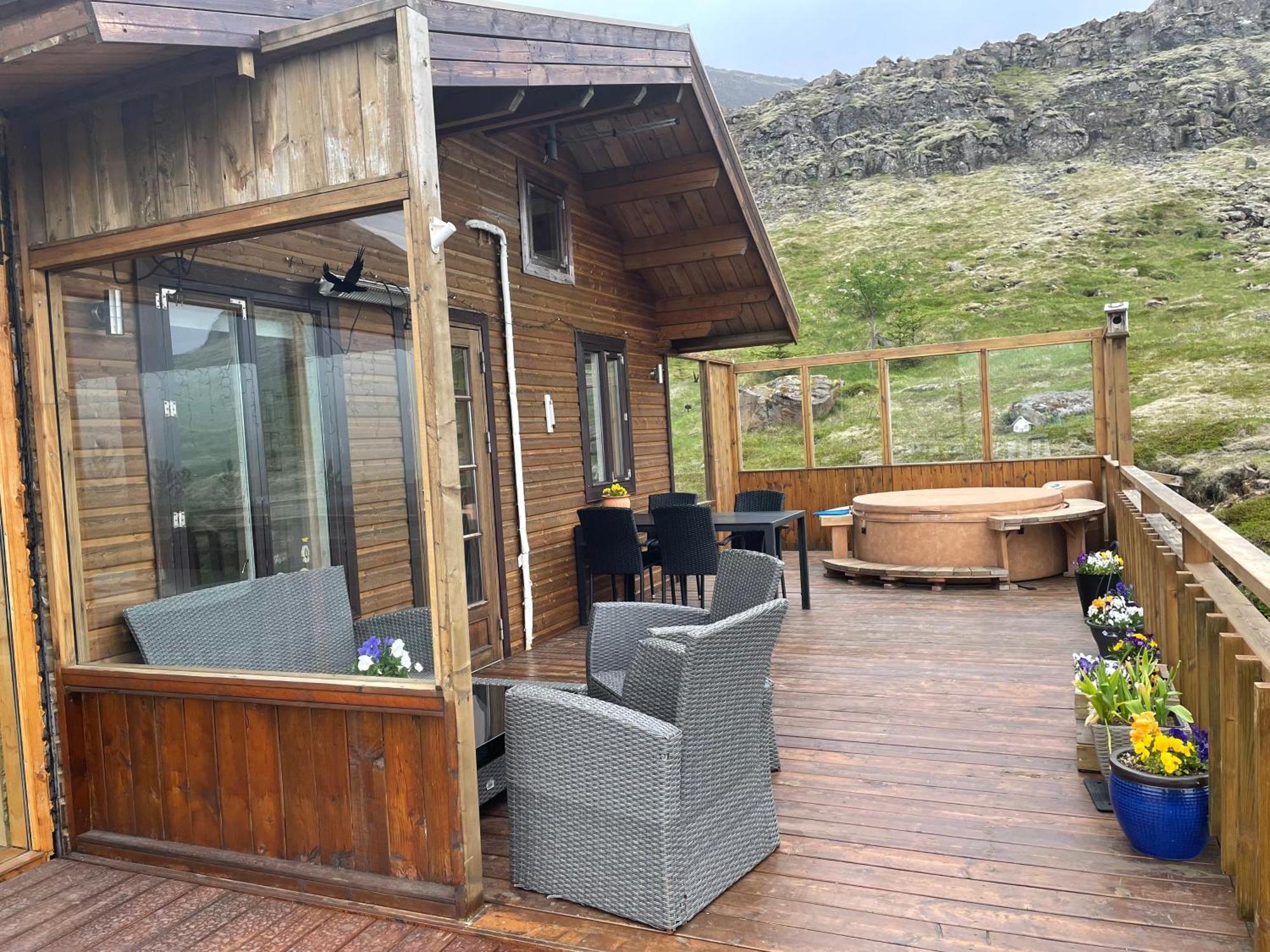 Icelandic Lake House Akranes Exterior photo